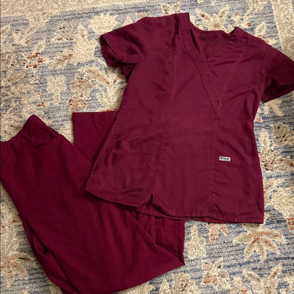 Greys Anatomy scrub set